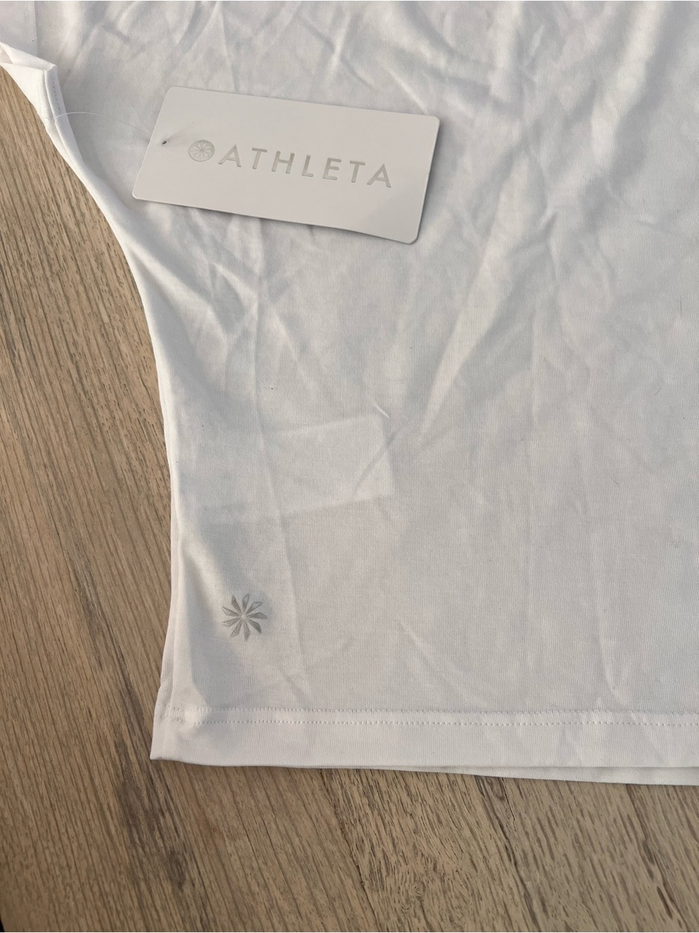 ATHLETA Women's With Ease Crop Relaxed Tee Shirt White-Size Small New - Picture 7 of 9